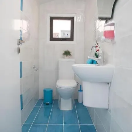 Vila Sunnyvillas: 4br Villa☆private Pool + Jacuzzi - Amelie