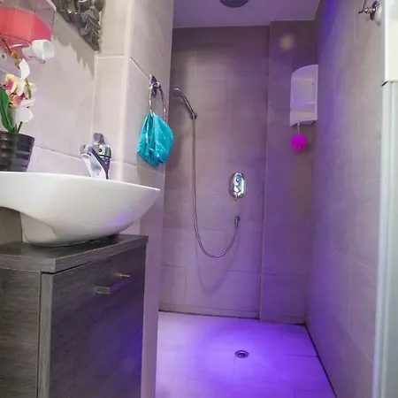 Sunnyvillas: 4br Villa☆private Pool + Jacuzzi - Amelie Vila *