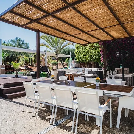 Sunnyvillas: 4br Villa☆private Pool + Jacuzzi - Amelie Vila