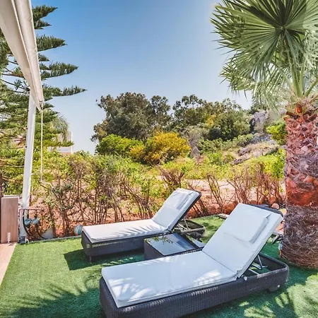 Sunnyvillas: 4br Villa☆private Pool + Jacuzzi - Amelie Vila *